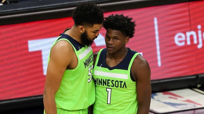 逼盯防依然 逼盯防依然